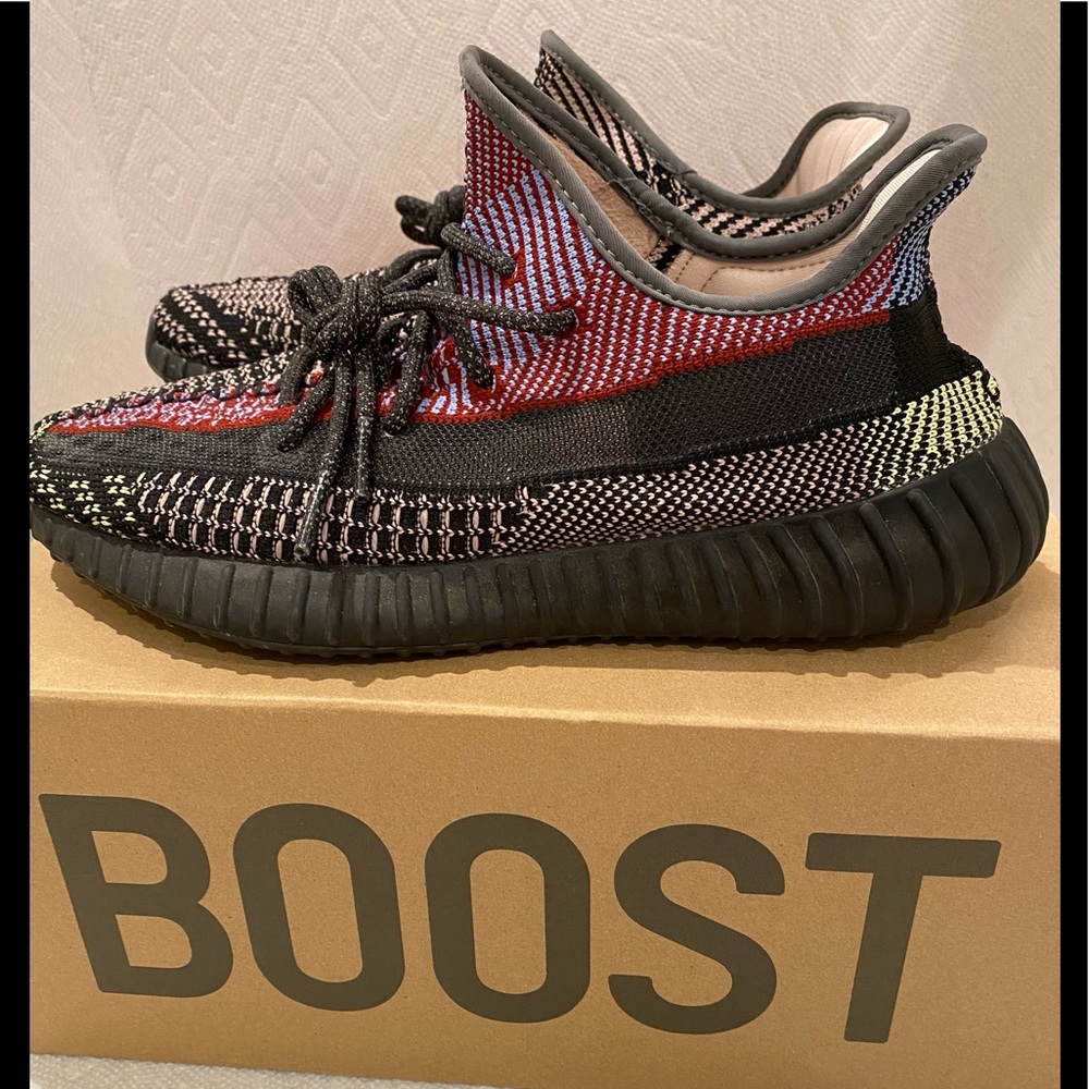 adidas Yeezy Boost 350 V2 Yecheil (Non-Reflective) Size: 9.5